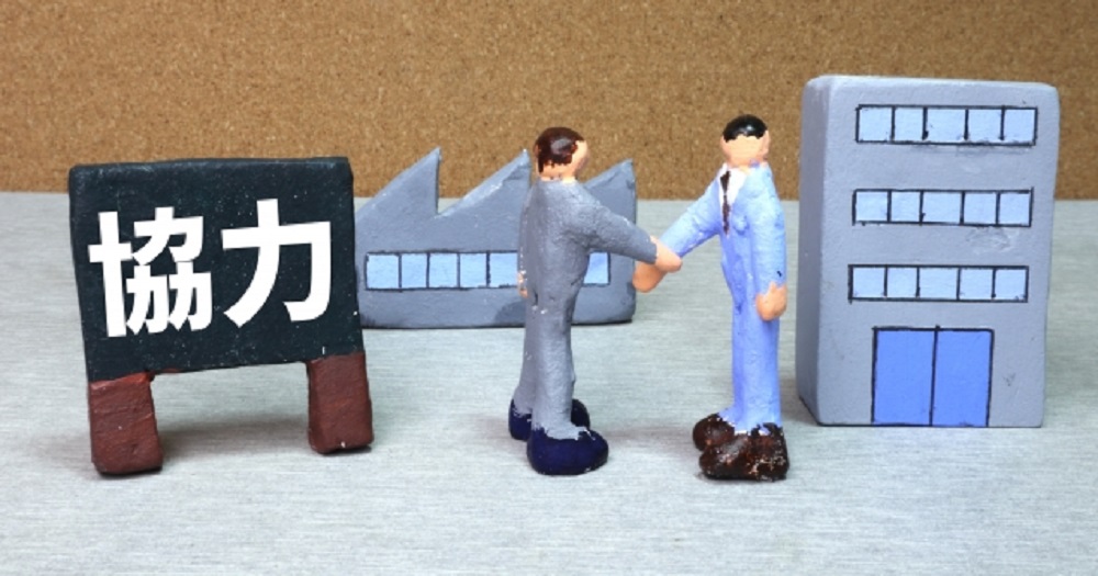 派遣会社の自社請負って何ですか？応募するメリットも教えてください！